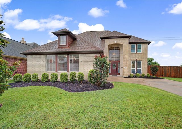 10913 Sycamore Drive N, La Porte, TX 77571