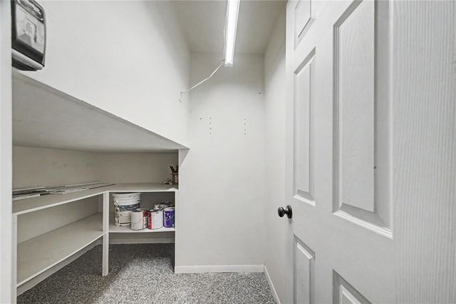 10913 Sycamore Drive N, La Porte, TX 77571