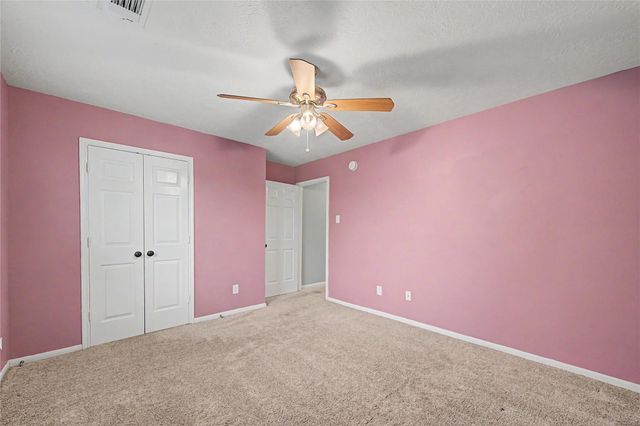 10913 Sycamore Drive N, La Porte, TX 77571