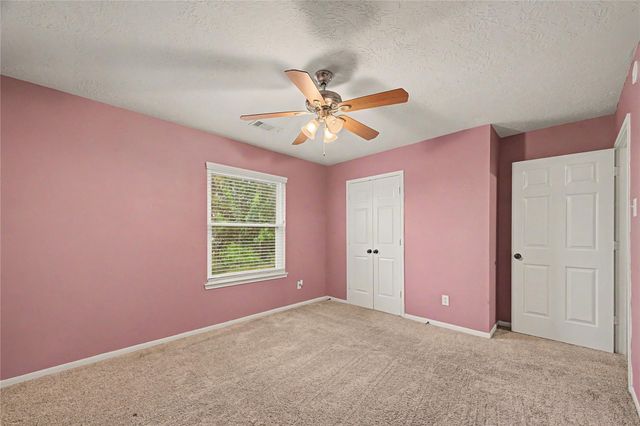 10913 Sycamore Drive N, La Porte, TX 77571