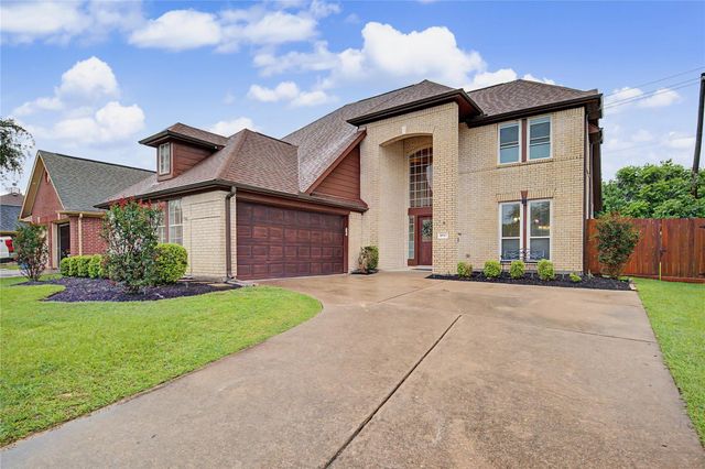 10913 Sycamore Drive N, La Porte, TX 77571