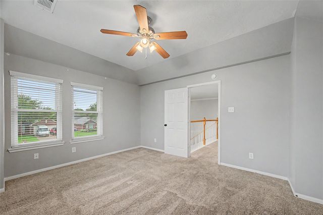 10913 Sycamore Drive N, La Porte, TX 77571