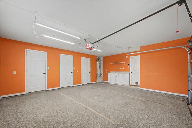 10913 Sycamore Drive N, La Porte, TX 77571