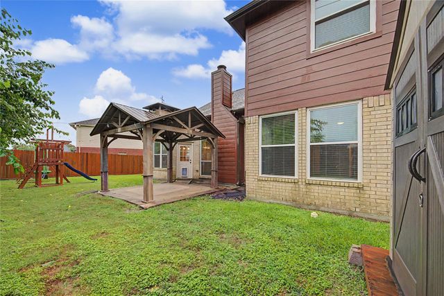 10913 Sycamore Drive N, La Porte, TX 77571