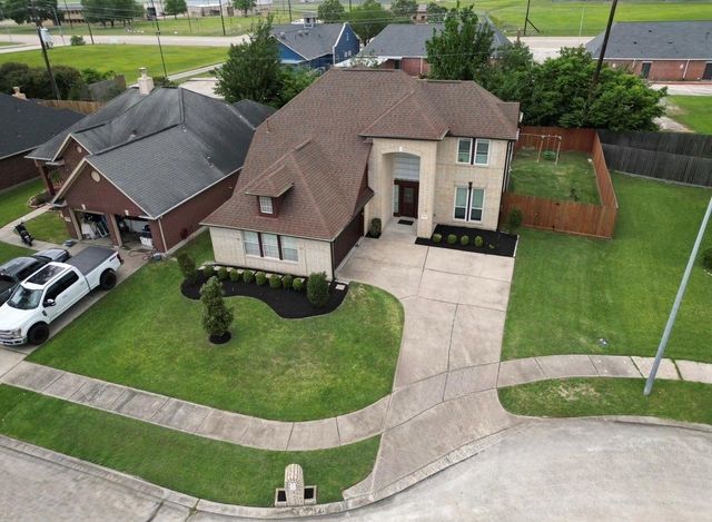 10913 Sycamore Drive N, La Porte, TX 77571