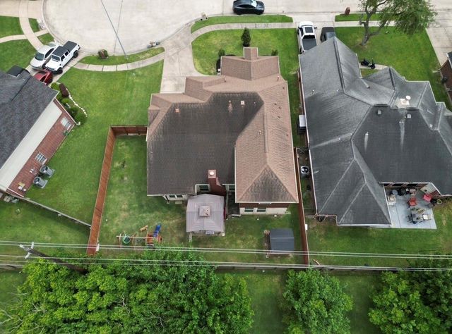 10913 Sycamore Drive N, La Porte, TX 77571
