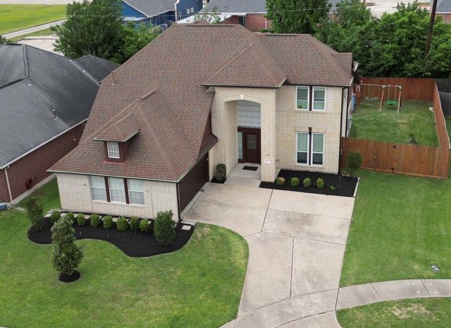 10913 Sycamore Drive N, La Porte, TX 77571