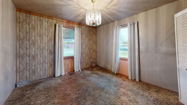 106 Garden Court, South Point, OH 45680