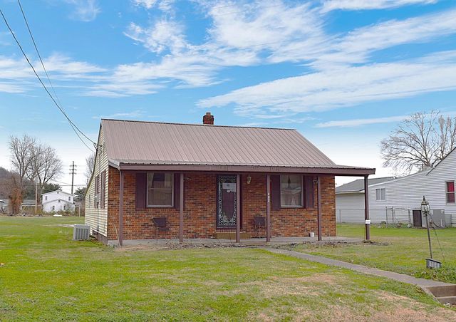 106 Garden Court, South Point, OH 45680