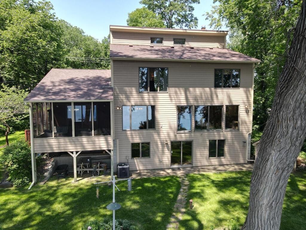 6790 W Shadow Lake Drive, Lino Lakes, MN 55014