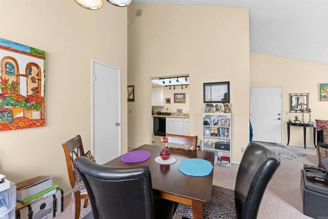 6921 Quail Place E, Carlsbad, CA 92009