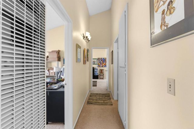 6921 Quail Place E, Carlsbad, CA 92009
