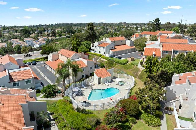 6921 Quail Place E, Carlsbad, CA 92009