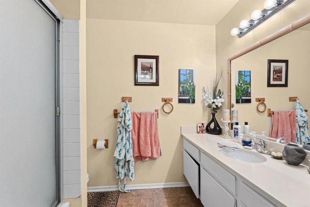 6921 Quail Place E, Carlsbad, CA 92009