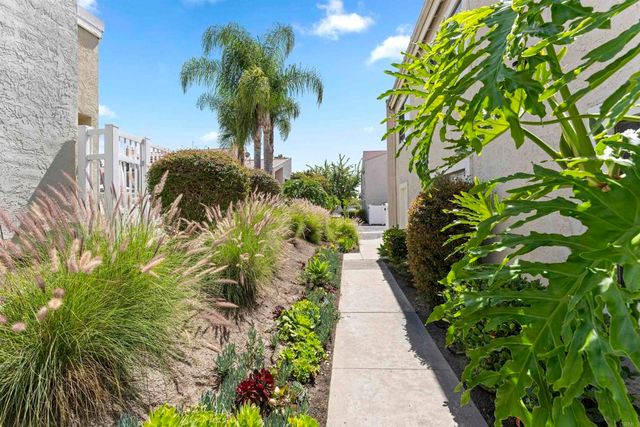6921 Quail Place E, Carlsbad, CA 92009