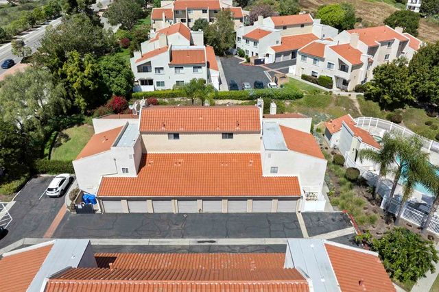 6921 Quail Place E, Carlsbad, CA 92009