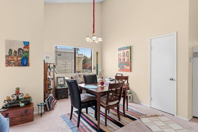 6921 Quail Place E, Carlsbad, CA 92009