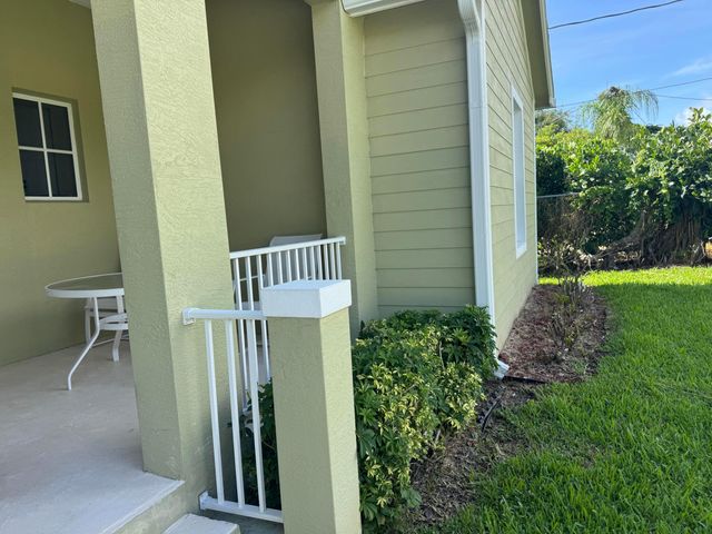 10171 SE Williams Drive, Hobe Sound, FL 33455