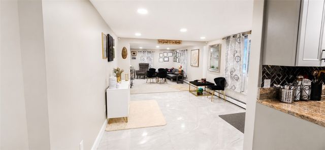 424 Buxton Street, North Smithfield, RI 02896