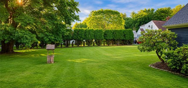 424 Buxton Street, North Smithfield, RI 02896