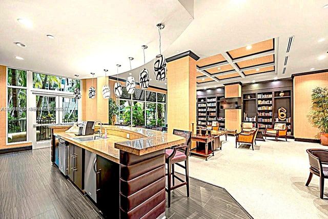 510 NW 84th Ave 412, Plantation, FL 33324