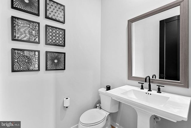 22168 PENELOPE HEIGHTS TER, Ashburn, VA 20148