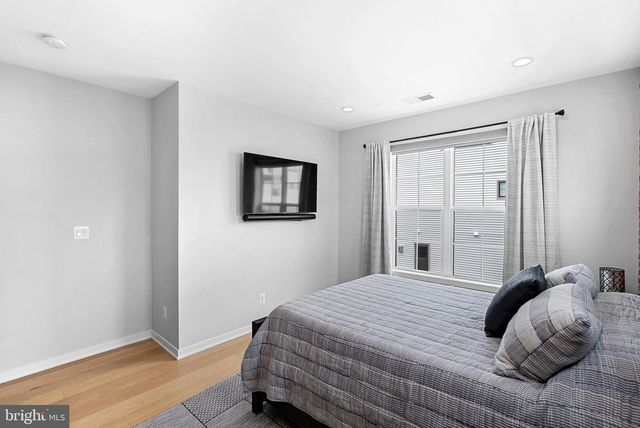22168 PENELOPE HEIGHTS TER, Ashburn, VA 20148