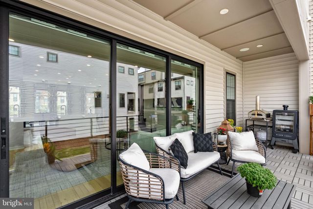 22168 PENELOPE HEIGHTS TER, Ashburn, VA 20148