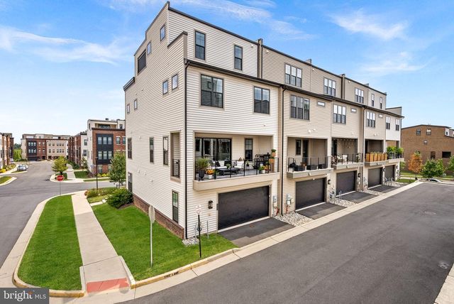 22168 PENELOPE HEIGHTS TER, Ashburn, VA 20148