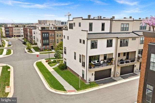 22168 PENELOPE HEIGHTS TER, Ashburn, VA 20148