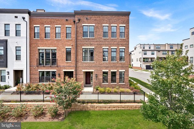 22168 PENELOPE HEIGHTS TER, Ashburn, VA 20148