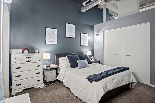 2107 Grand Boulevard 603, Kansas City, MO 64108