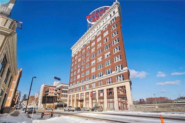 2107 Grand Boulevard 603, Kansas City, MO 64108