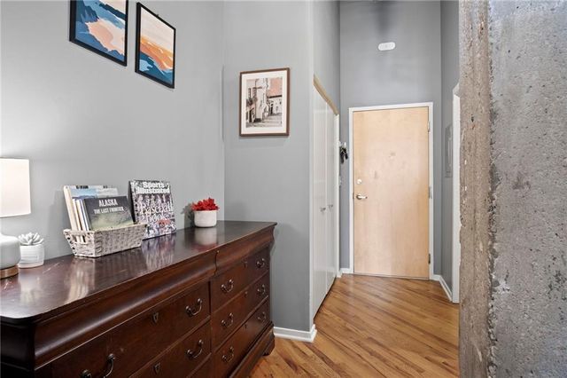 2107 Grand Boulevard 603, Kansas City, MO 64108