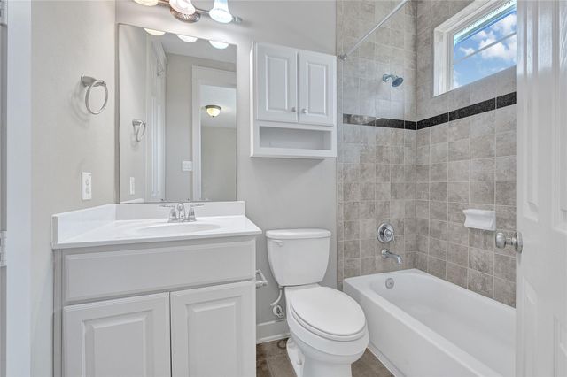 1237 Hobbs Reach Lane, Houston, TX 77078