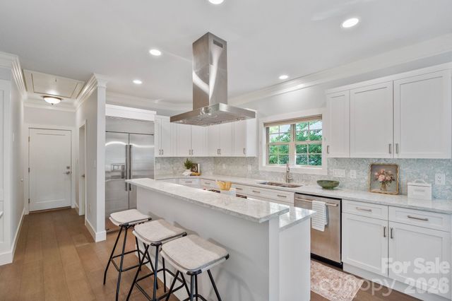 526 Ballymote Court, Matthews, NC 28104