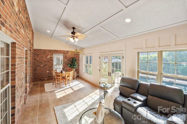 526 Ballymote Court, Matthews, NC 28104