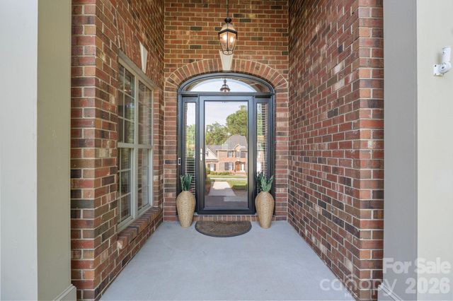 526 Ballymote Court, Matthews, NC 28104