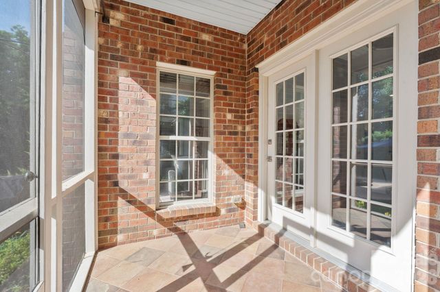 526 Ballymote Court, Matthews, NC 28104