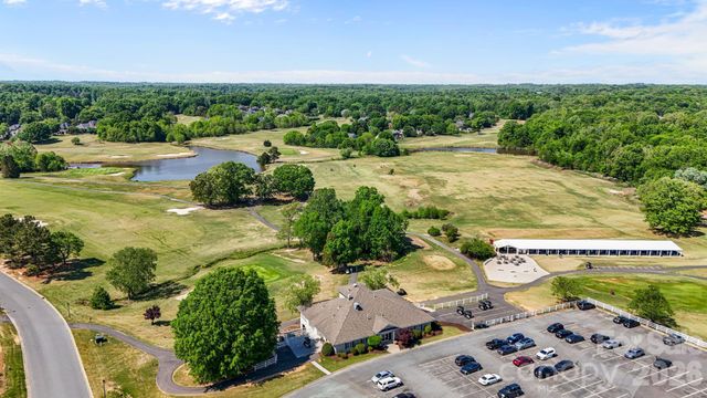 526 Ballymote Court, Matthews, NC 28104