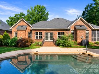 526 Ballymote Court, Matthews, NC 28104