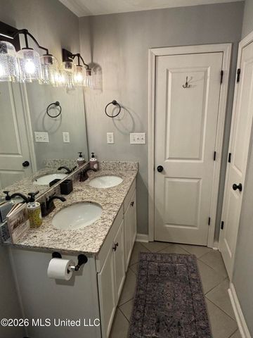 5864 Stonecrest Drive, Olive Branch, MS 38654