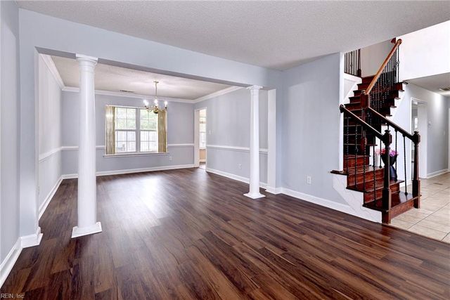 345 Manning LN, Hampton, VA 23666