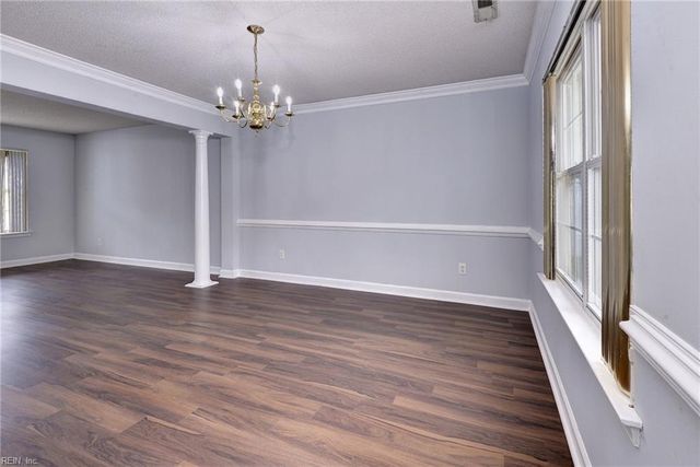 345 Manning LN, Hampton, VA 23666