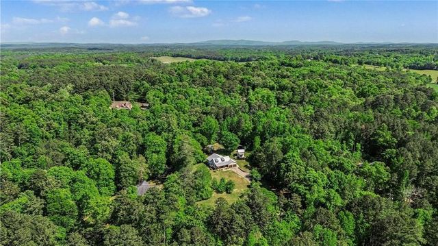 450 Big Springs Road SE, Calhoun, GA 30701