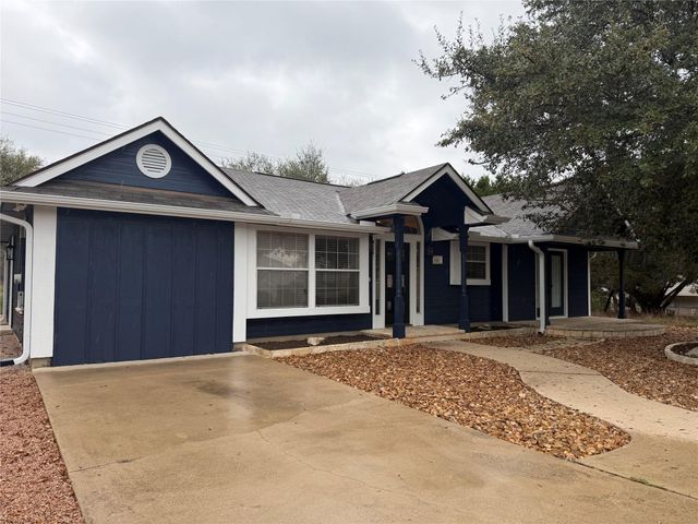414 Summit Ridge DR N, Point Venture, TX 78645
