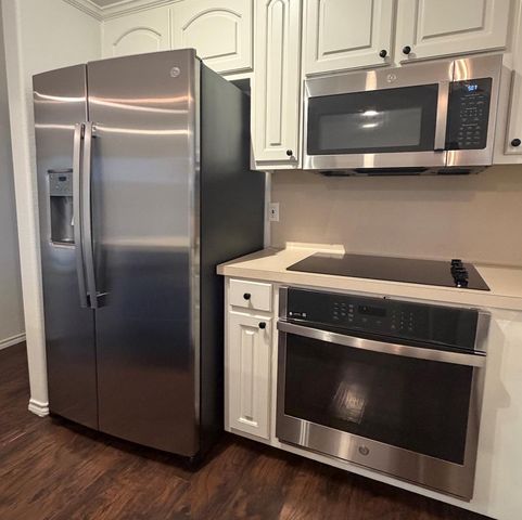 414 Summit Ridge DR N, Point Venture, TX 78645