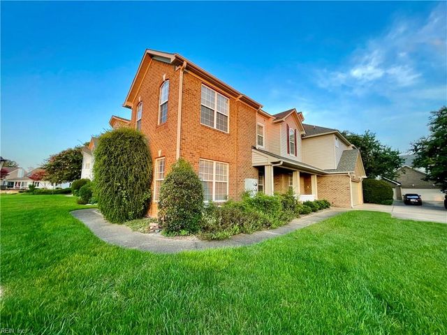 1087 Grand Oak LN, Virginia Beach, VA 23455