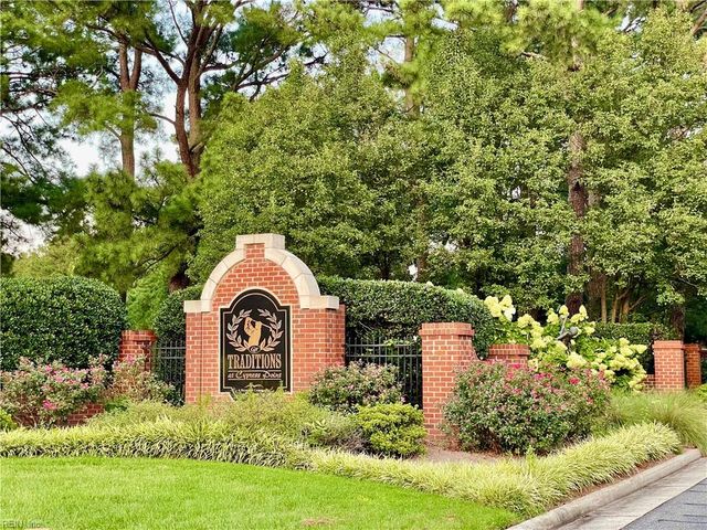 1087 Grand Oak LN, Virginia Beach, VA 23455