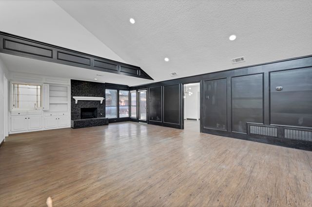 4011 Saint Christopher Lane, Dallas, TX 75287